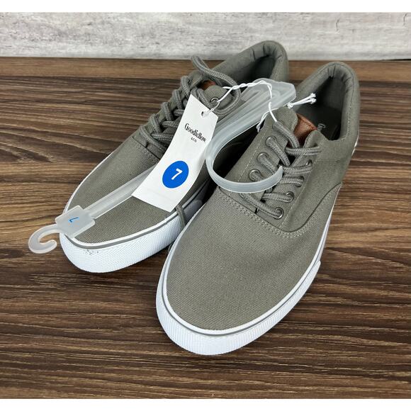 NWT Mens Goodfellow & Co Gray Park Sneakers - Size 7 - Picture 1 of 2